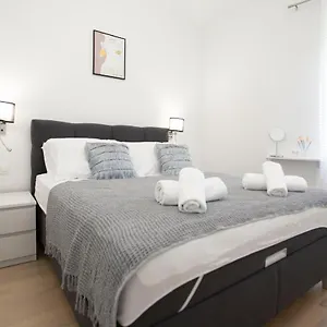 Triple A Apartment